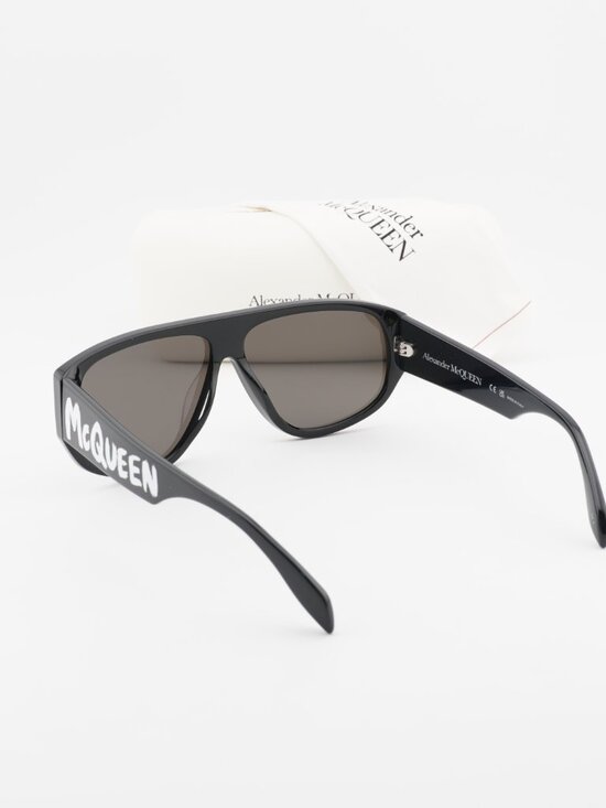 Alexander McQueen AM0386S 001 Shield Sunglasses - Black main image 5